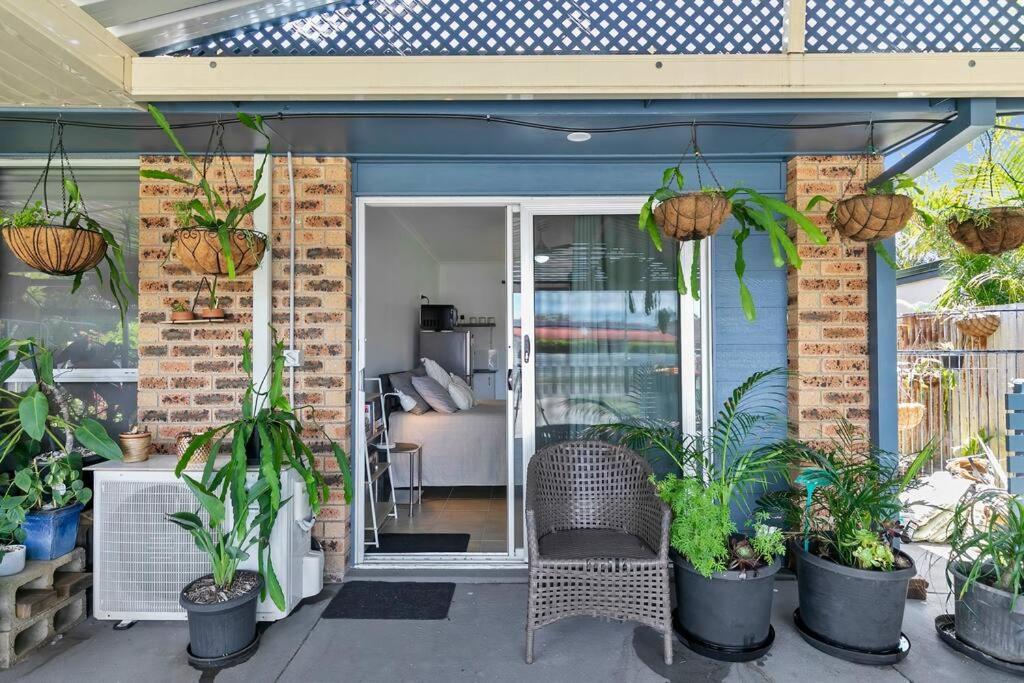 The Brick Batch - Holiday Unit! Bellara ภายนอก รูปภาพ